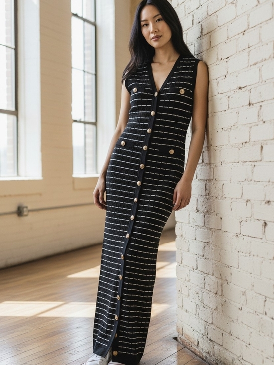 Commense Dresses & Skirts - Commense NWT Medium Sleeveless Black Striped Button-Front Knit Maxi Dress